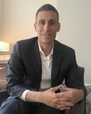 Dr. Gordon Jay Strauss, M.D.